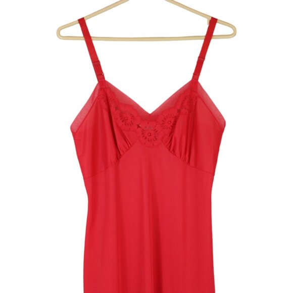 Vintage Red Vanity Fair Dress Slip Midi Length Size 34 Adjustable Straps SP75 - Picture 7 of 10